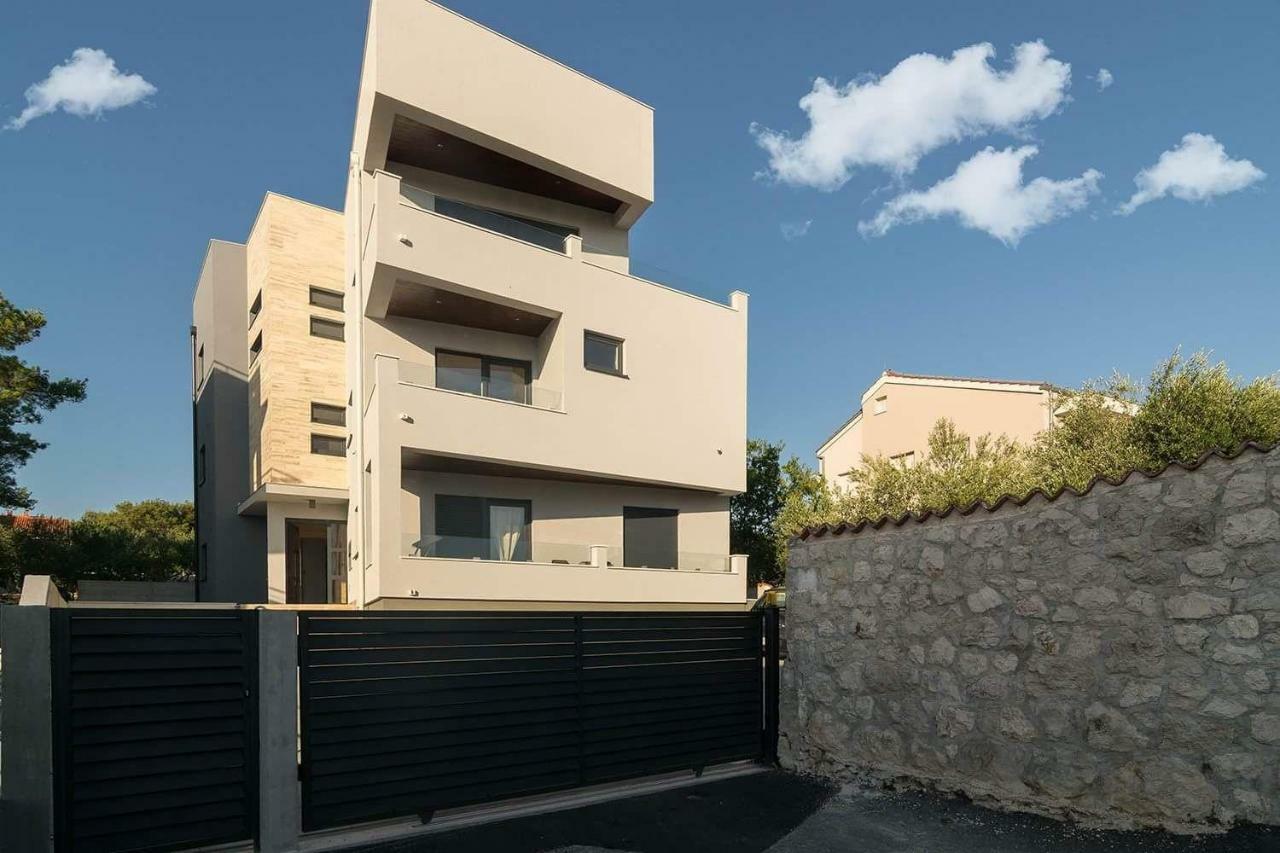 Apartmani Marinovic Zadar Exteriör bild