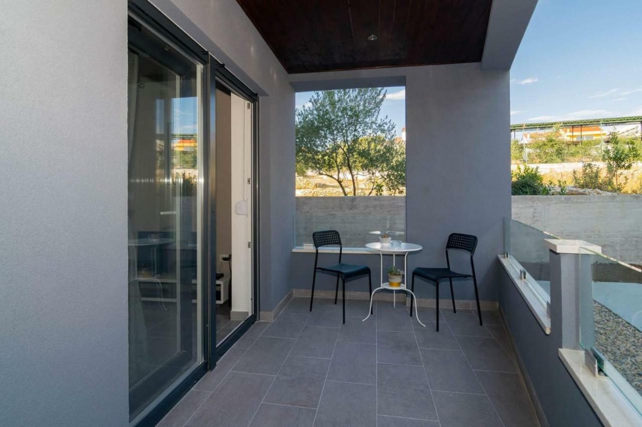 Apartmani Marinovic Zadar Exteriör bild